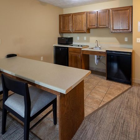 Grandstay Inn & Suites Of Luverne Exterior photo